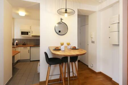 302 - Sejournez Dans Un Studio De Charme A Paris 5 - Flat-Guest Exterior photo